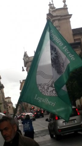 sit-in28042015